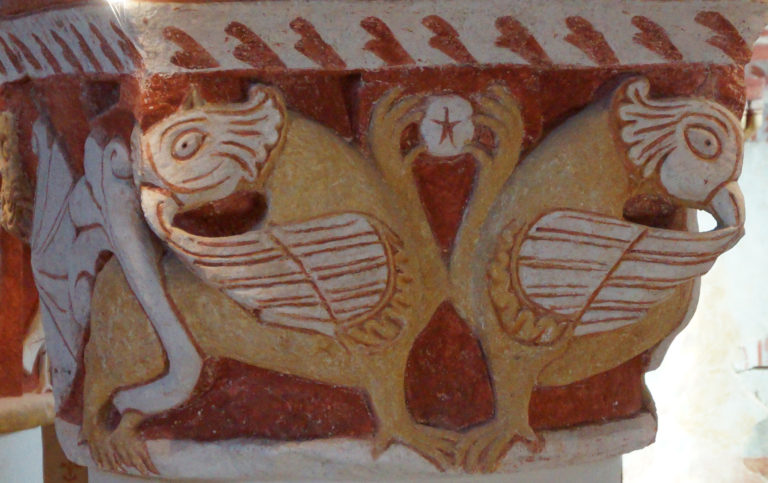 86 - Civaux - chapiteau de l'église - Cliché H. Crouzat musée archéologique de Civaux