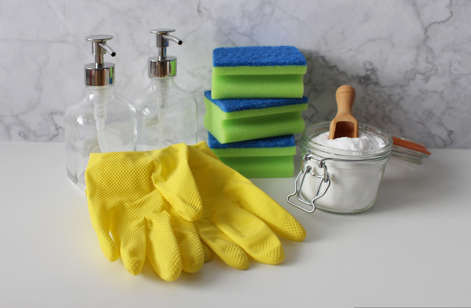 Produits lavage lave-vaisselle, entretien et efficacité.